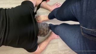  feet porn | princeskristina  Good bitch - earned each kiss on my perfect feet | feet-8