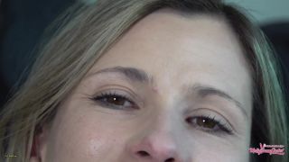 MellyBunnyLuder - MEGA NAHAUFNAHME - FICK MICH UND SIEH MEIN HUNGRIGES FOETZCHEN DEINEN SCHWANZ UMKLAMMERTEN - CLOSEUP - *-9