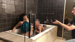 Ondrea Lee BTS-3-Girls-Bath-Tub-Party-1