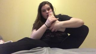 Nikkissoless 023 nikkisoless - 23-02-2021 - Joi with self worship let me know if you like these types of videos Footjob - Handjob-4