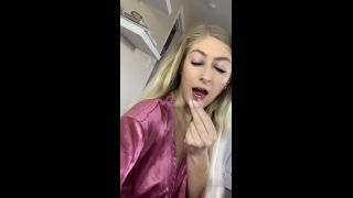 clip 48 footbaddie 07-03-2020 Teehee A teaser - feet - feet porn tracer foot fetish-1