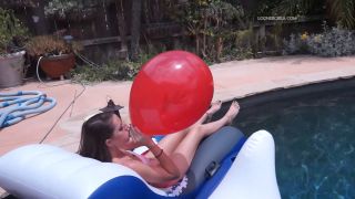 Custom Fetish - Vivian n Madison s Pool Blow to Pop FULL - Fetish-2