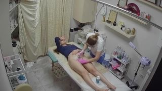 Spying on hot girl getting a wax job done-3