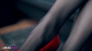 foot 3855 - kissing - lesbian girls tall woman femdom-7