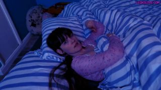 POV Sydney Harwin – Bunking With Your Horny Pregnant Sister Sydney Harwin-3