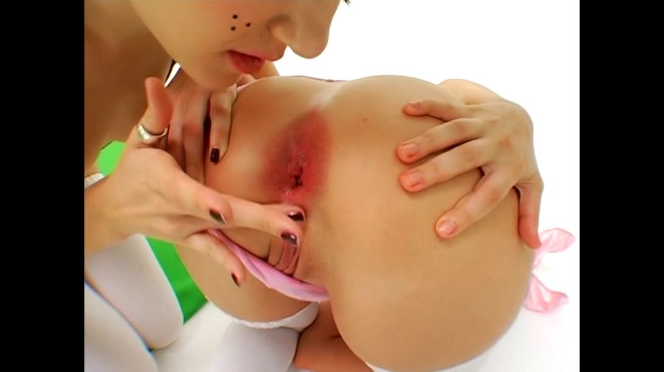 Sasha Grey's Mind-Blowing Anal Acrobatics Scene With Dana De