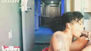DOOR OPEN BLOWJOB AT LAS VEGAS HOTEL CAUGHT COUPLE ORGY PARTY-5