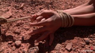 free video 5 Amber Rayne. FEATURE SHOOT Hitchhiker In Trouble [HD 1.73 GB] | fetish | fetish porn female neck fetish-5