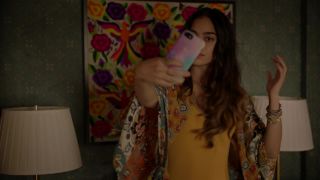 Melissa Barrera, Mishel Prada - Vida s02e04 (2019) HD 1080p!!!-0
