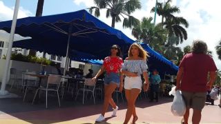 Candid vor babe in shorts blonde pawg thick-3