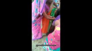 Indian women fights with boob  slip-6