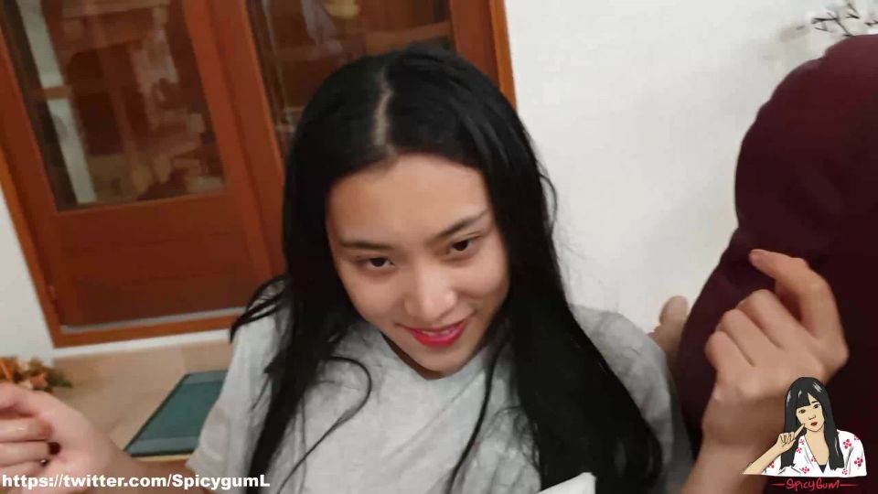Pornhub JuneLiuJune Liu   SpicyGum - Chinese Cutie gives a Footjob & Handjob (刘玥) - Pornhub