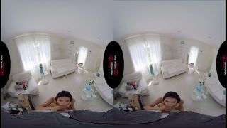 Maya Bijou in Moving house | bijou | reality blowjob for daddy porno-1