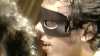 Keli Richards Dickman and Throbbin (1986) sc8-6