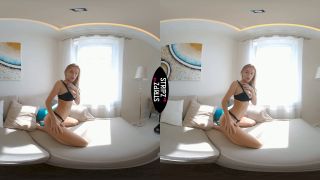 Stripz VR.com - Aislin Fuck Im Hot - 5k-3