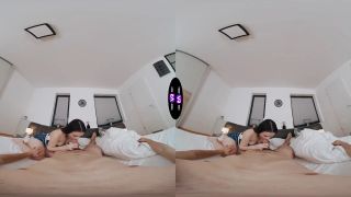Babe Sweet Vivien Doll Wakes Him Up With A Steamy Morning Blowjob - TmwVRnet-2