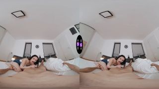 Babe Sweet Vivien Doll Wakes Him Up With A Steamy Morning Blowjob - TmwVRnet-3