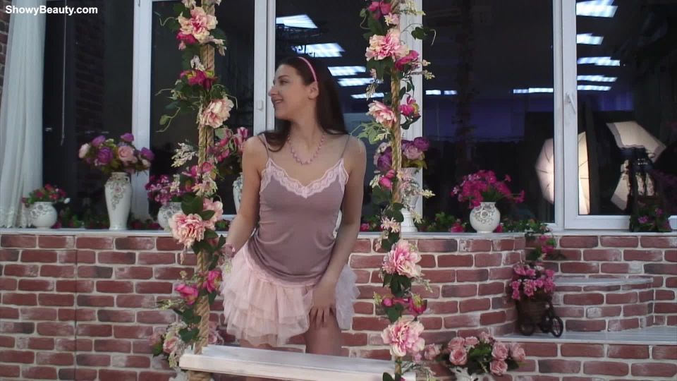 teens - ShowyBeauty presents Adele in Flower Swing