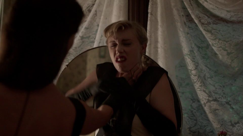 Scottie Thompson - 12 Monkeys s02e03 (2016) HD 1080p - [Celebrity porn]