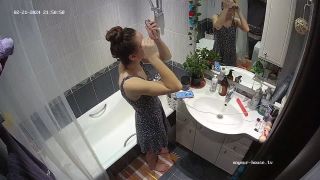 Flamy Nika 24 02 21 ariela bath will joins cam1 720p-9