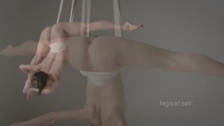 {hegre-art.com Nude Anti Gravity Yoga (mp4, 1080p, 144.55-7