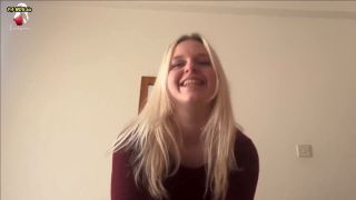 Emilynoir - Heißen Typ im Cafe abgeschleppt und abgefickt 1080P - Amateur-1