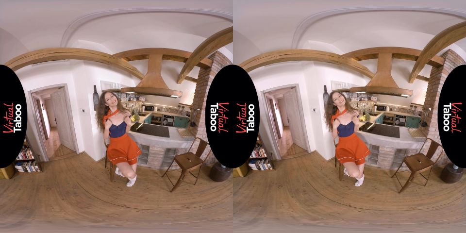 [VR] Sofi Smile Is Your Home Whore