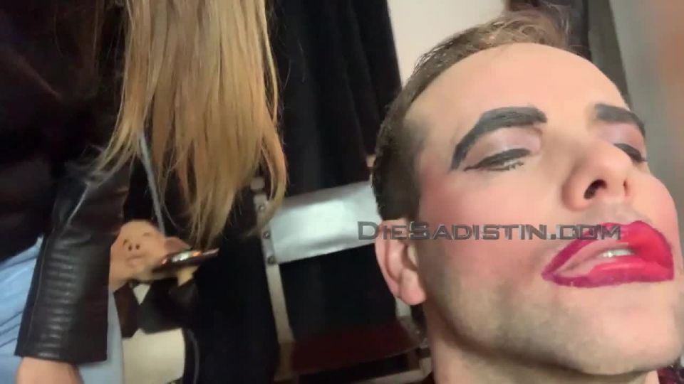 free porn clip 1 "BIO-DINNER FÜR SCHWEINE! ACHTUNG EKLIG!" (720 HD) (GERMAN FEMDOM, SMOKING, DEGRADATION, HUMILIATION), max hardcore hd videos on german porn 