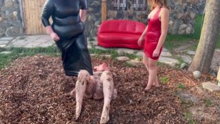 Mistress Zeida Mistresszeida - video slave rolling in the leaves while we humilate him in latex rubber 23-11-2022-7