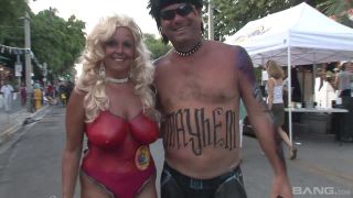 online porn video 2 Karen does this every year, public blonde milf on public -1