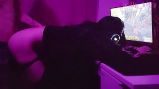 Amateur Gamer Girl Compilation-8
