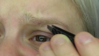 Plucking Eyebrows 1080p-6