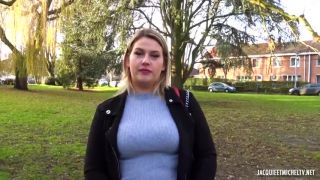 7174 Melinda, 24, feels more confident-1