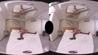  reality | Bruna Castro - Solo [TransexVR / UltraHD 2K / 1920p / VR] | virtual reality-5