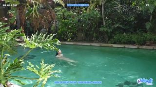 1080P Elle Se Fait Plaisir Avec Strap-on-me Dans La Piscine Aprs Une Journe  Bal...-7