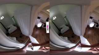 Online Tube Love is the Drug Ep. 4 - virtual reality-5