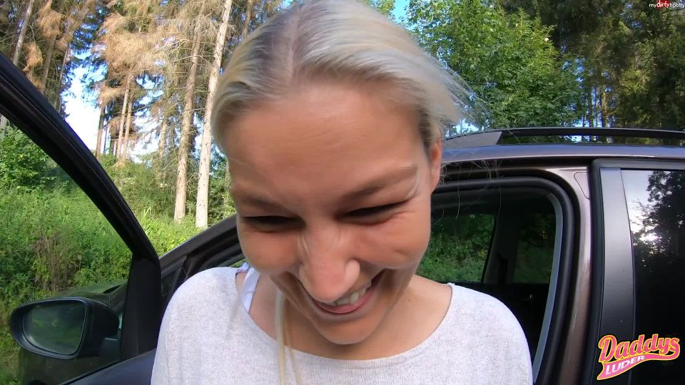 online xxx video 22 DaddysLuder - Unten ohne aufm Parkplatz geschifft on amateur porn russian amateur xxx