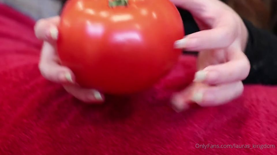 fetish LaLaLaura aka lauras_kingdom - 09-15-2024 OnlyFans Video - Victorias Tomato Claw video LaLaLaura