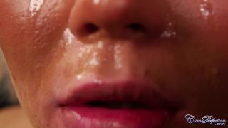 free xxx video 22 Gina Varney in Backpacker Facial,  on milf porn -8