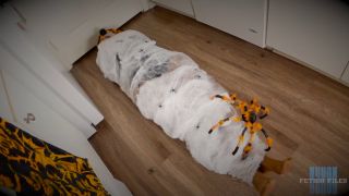 ALIENS AND MONSTERS - Calisa Bliss Hooters Girl Ambushed By Arachnids..-8