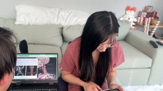 7159 Elle Lee -Medical Student Elle Lee Returns the Favor to ...-1