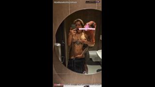 [GetFreeDays.com] Exhib lesbien  deux lesbiennes amateur alt sexhibent aux toilettes du mac do x REAGANFRENCHOFF Sex Leak June 2023-5