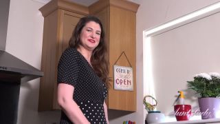 [AuntJudys] Visiting Auntie Felicity Jerk Off Instruction [05.25.21] [1080p]-1
