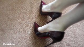 Online tube Shiny Shoejobs presents Cum On My Red So Kate-9