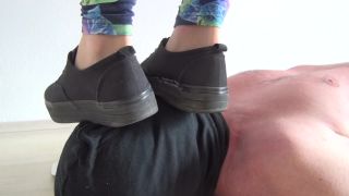 online xxx clip 34 downblouse fetish Smelly feet – Mistress Loren trampling, female-domination on feet porn-7
