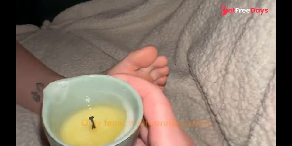 [GetFreeDays.com] REAL LESBIAN Foot Massage Turns to Pussy Massage Porn Leak November 2022