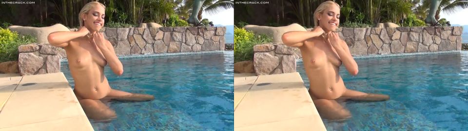 In The Crack.com - #1484 Khloe Kapri - Outdoor