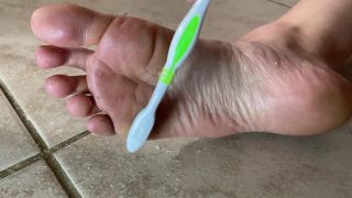 Foot humiliation(porn)-8