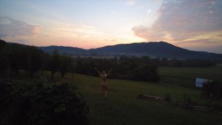 free video 13 Beautiful Girls and Model Naked in the Public - hidden camera - webcam -1