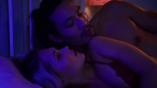 Roxane Mesquida, Kelli Berglund, etc - Now Apocalypse s01e02 (2019) HD 1080p!!!-2